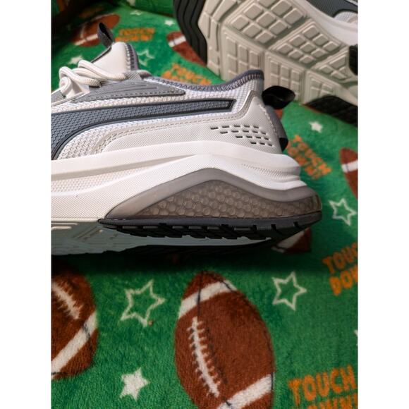 Amplifier Slip On Sneakers - Picture 8 of 8